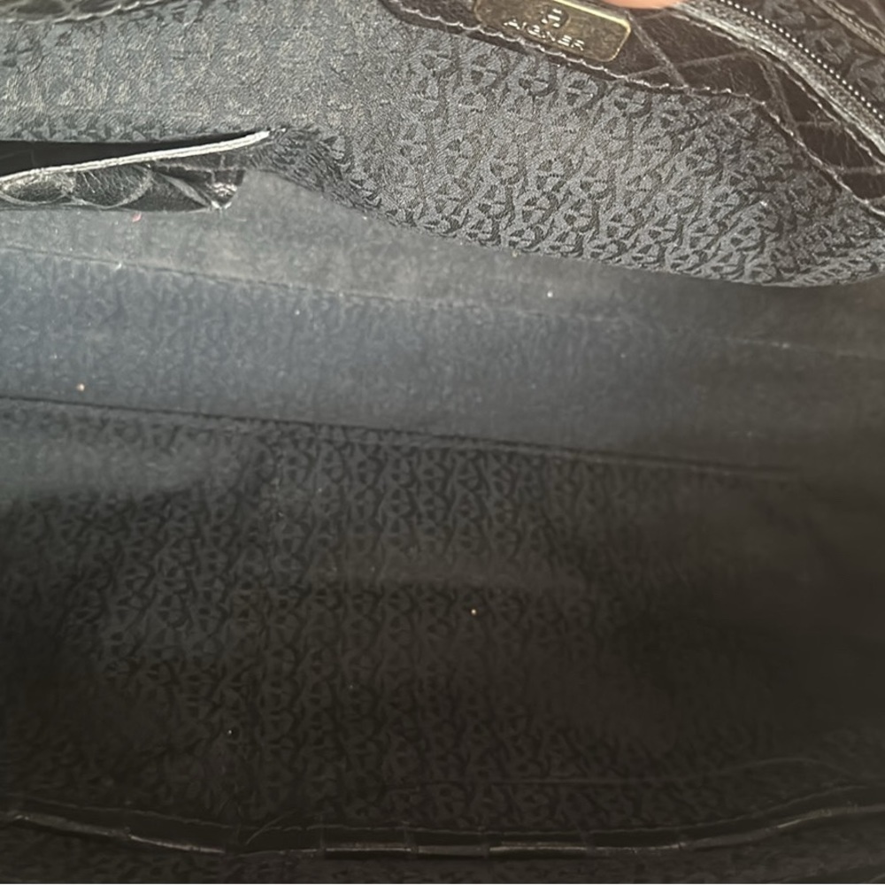 Aigner - Picture 6 of 6